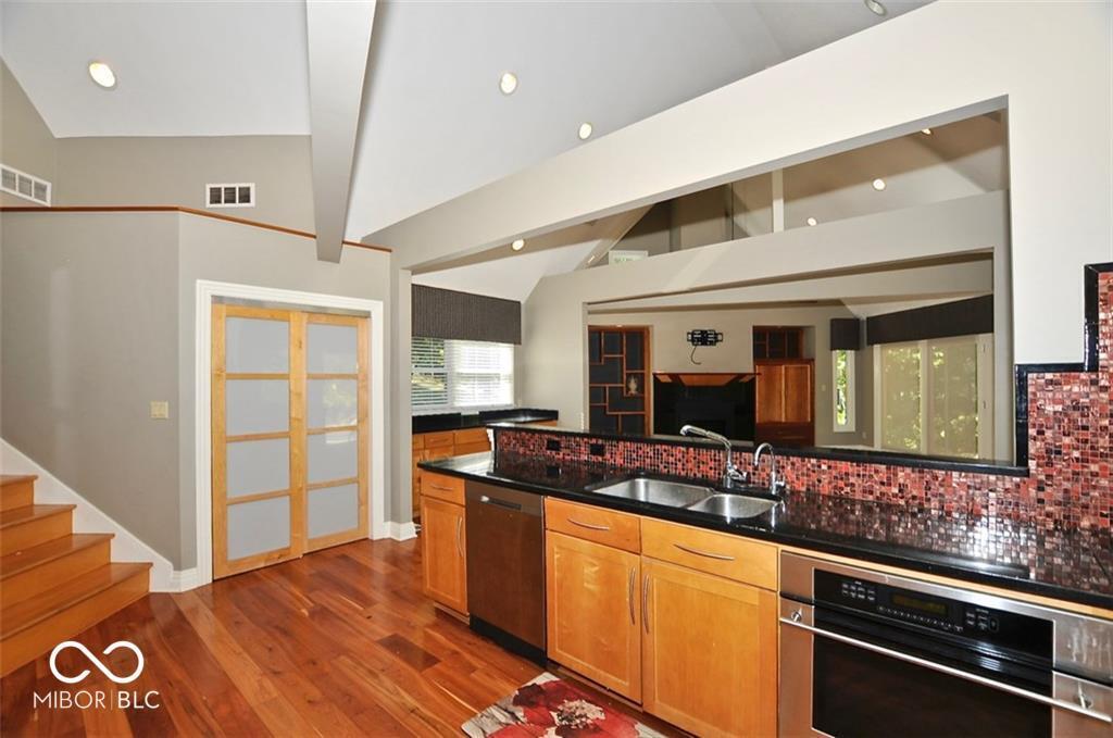Photo 8 of 30 of 6840 Gunnery Road house