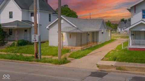 Photo of 2111 Central Avenue, Anderson, IN 46016 (MLS # 22048263)