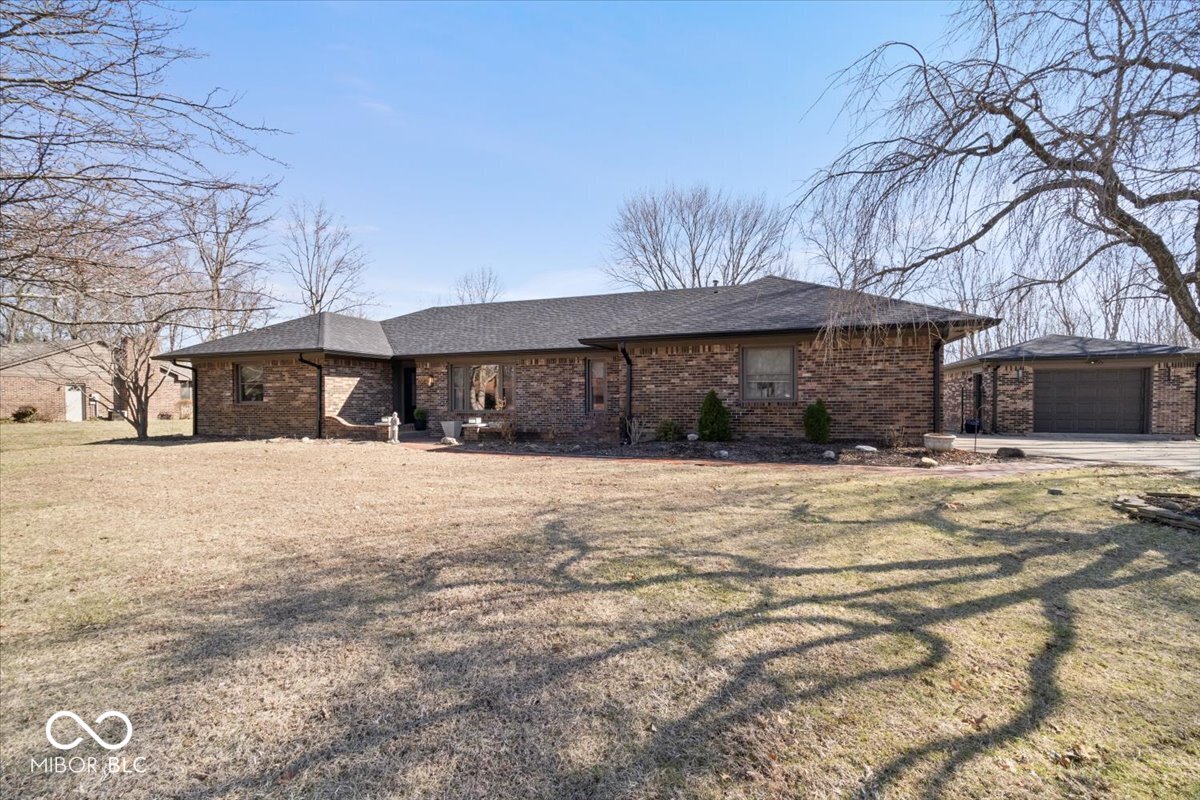 6585 Crown Drive