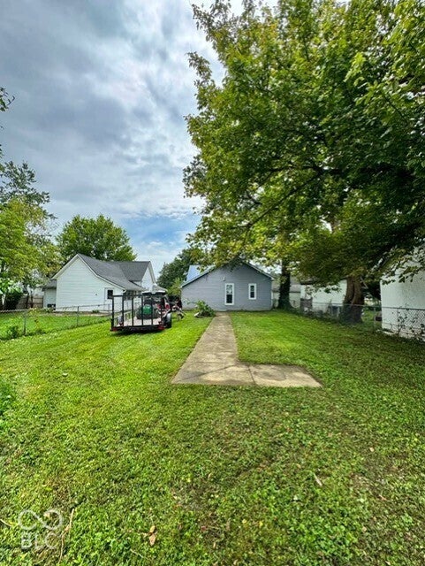 818 Hoosier Street