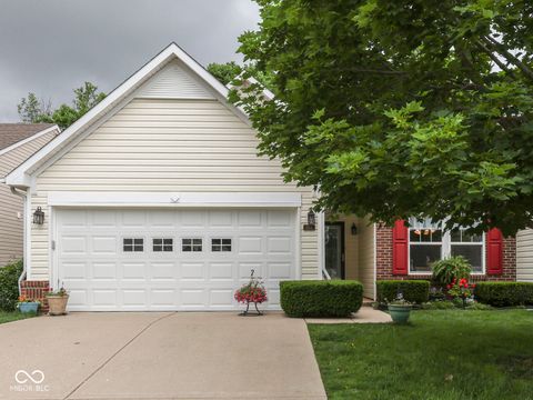 Photo of 1314 Summerhouse Drive, Indianapolis, IN 46217 (MLS # 22104417)