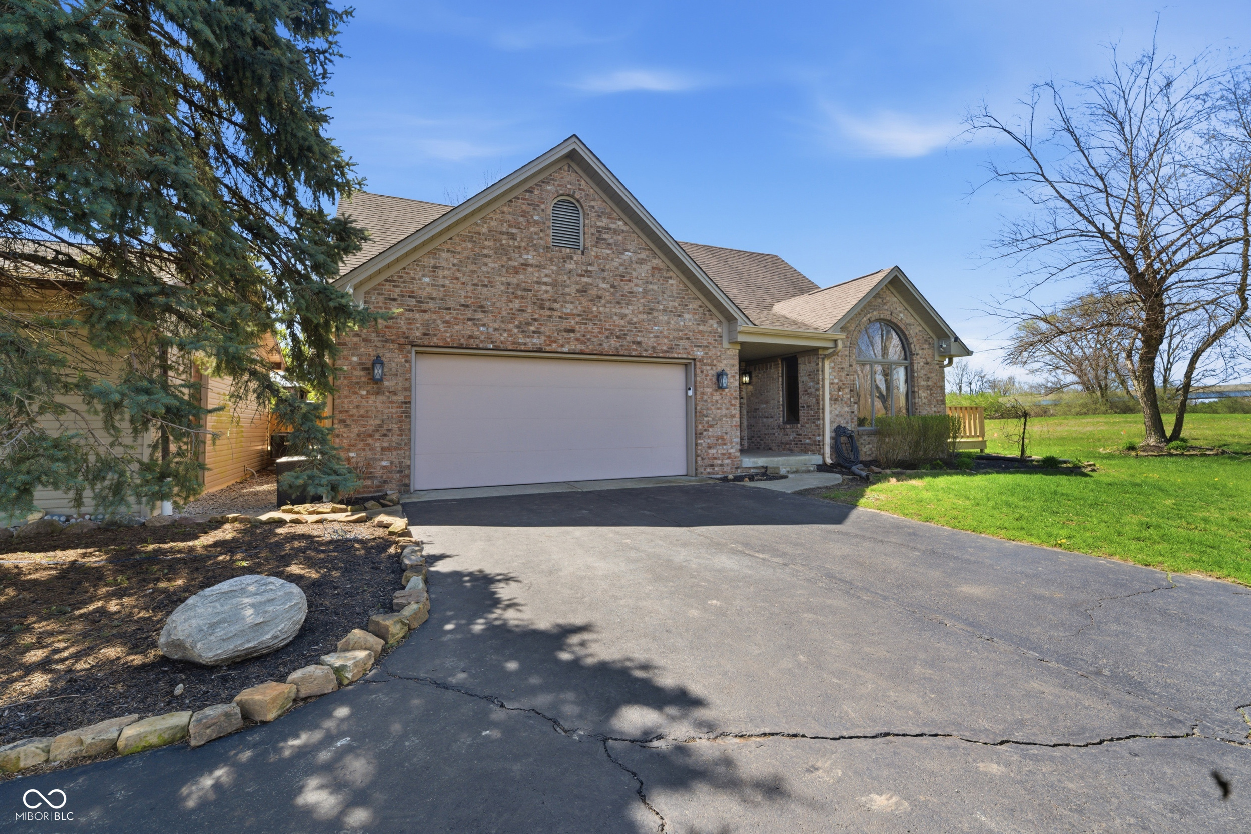 1889 W County Road 1000 N