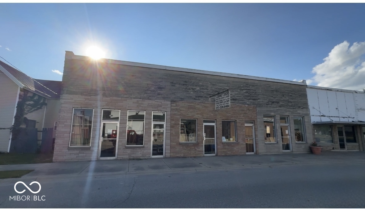 305 Main Street