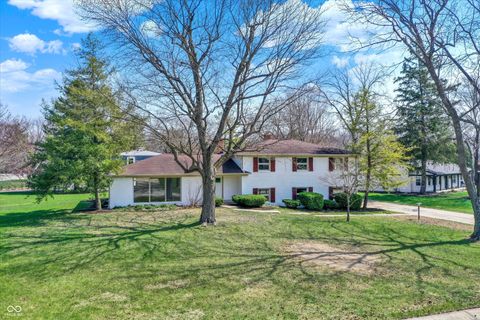 Photo of 8433 Sunset Lane, Indianapolis, IN 46260 (MLS # 22091819)