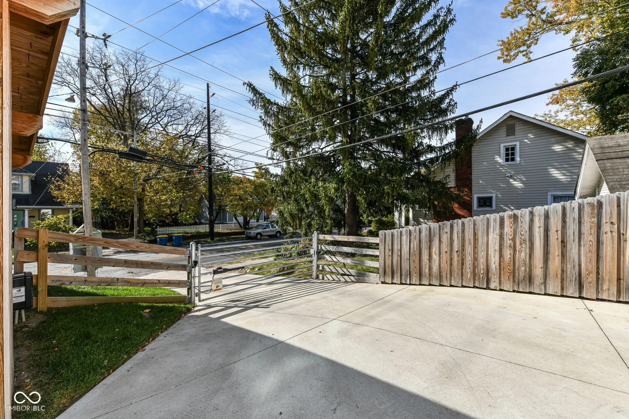 Indianapolis, Indiana 46205, United States, 4 Bedrooms Bedrooms, ,4 BathroomsBathrooms,Residential,Active,12241