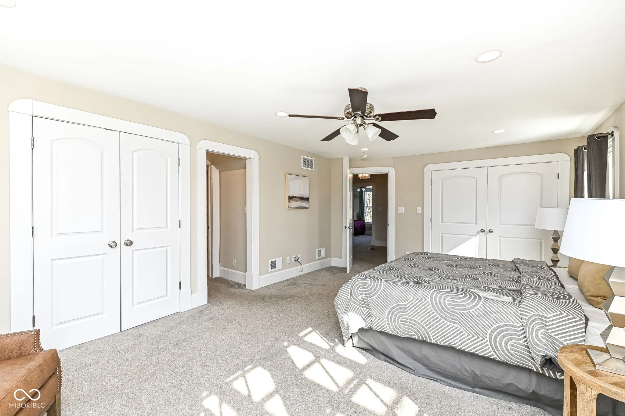 Indianapolis, Indiana 46205, United States, 4 Bedrooms Bedrooms, ,4 BathroomsBathrooms,Residential,Active,12241