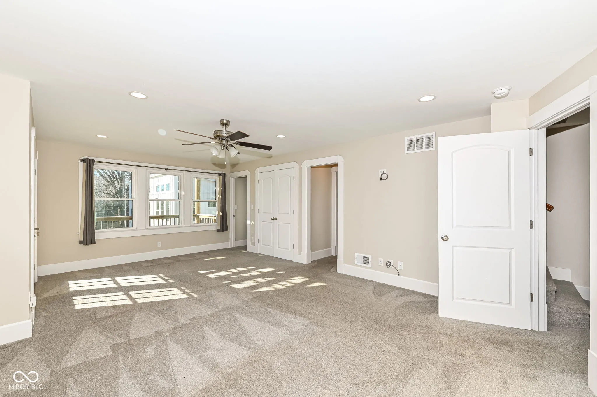 Indianapolis, Indiana 46205, United States, 4 Bedrooms Bedrooms, ,4 BathroomsBathrooms,Residential,Active,12241