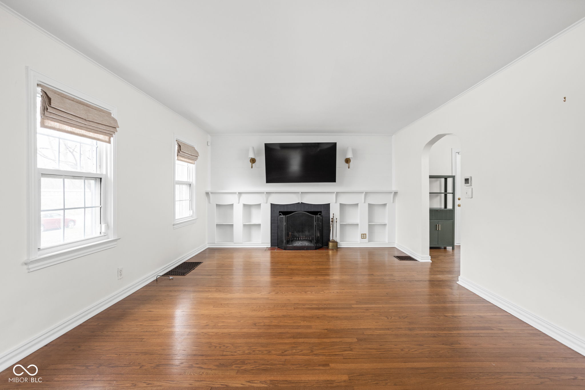 6325 Riverview Drive