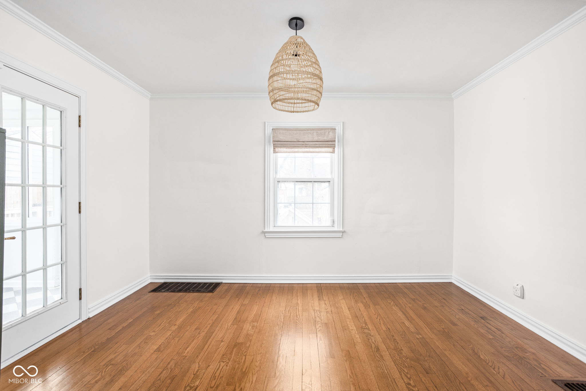 6325 Riverview Drive