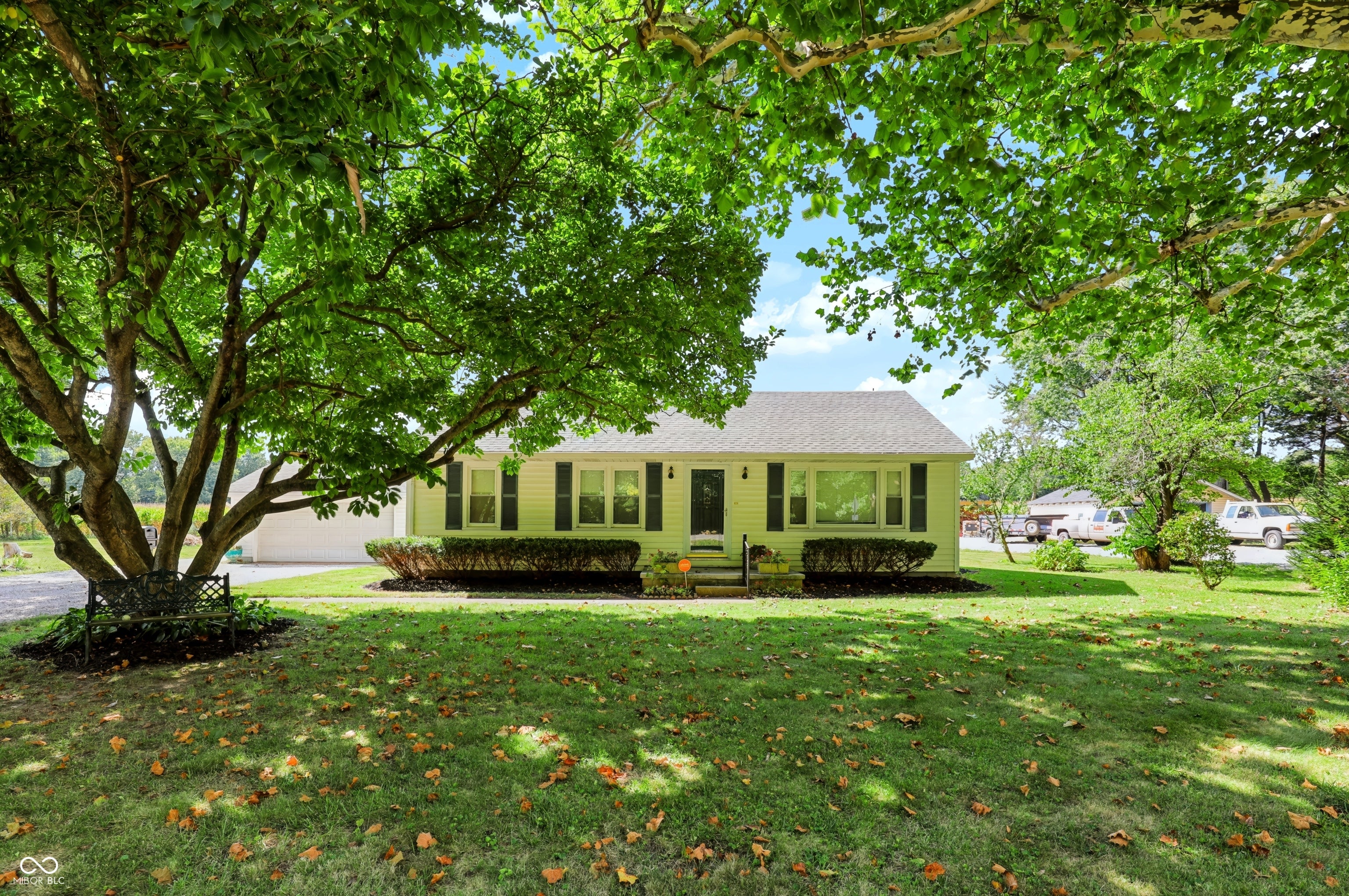 2211 Cicero Road
