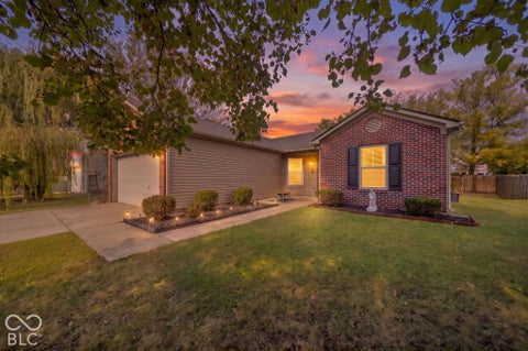Photo of 1270 Jasmine Drive, Greenfield, IN 46140 (MLS # 22132794)
