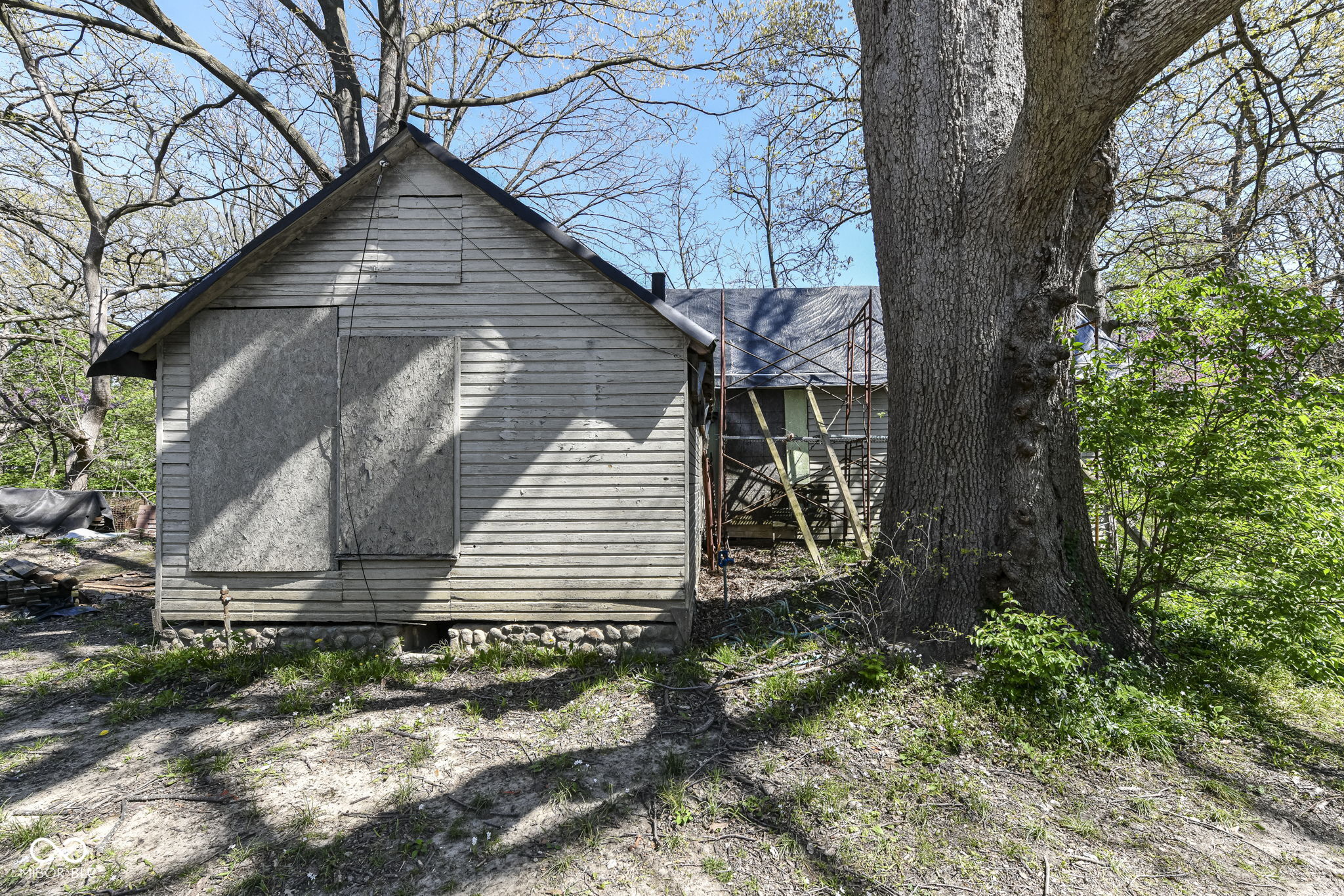 324 E Burgess Avenue