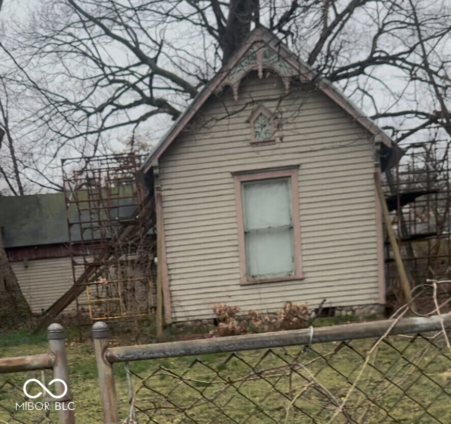 Listing image 1