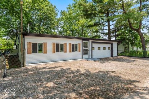 3529 Hunt Street Plainfield IN 46168