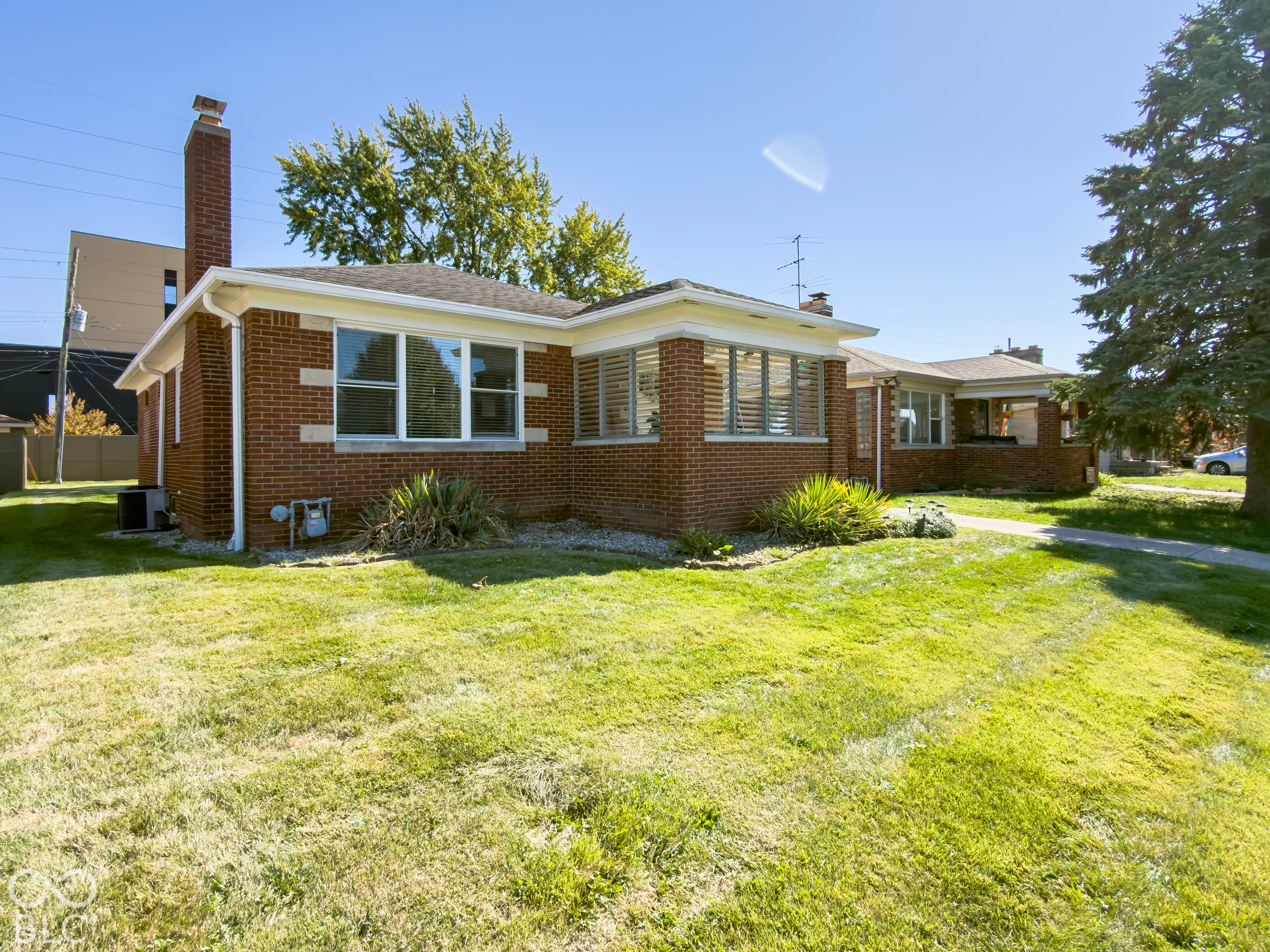 1443 N Downey Avenue
