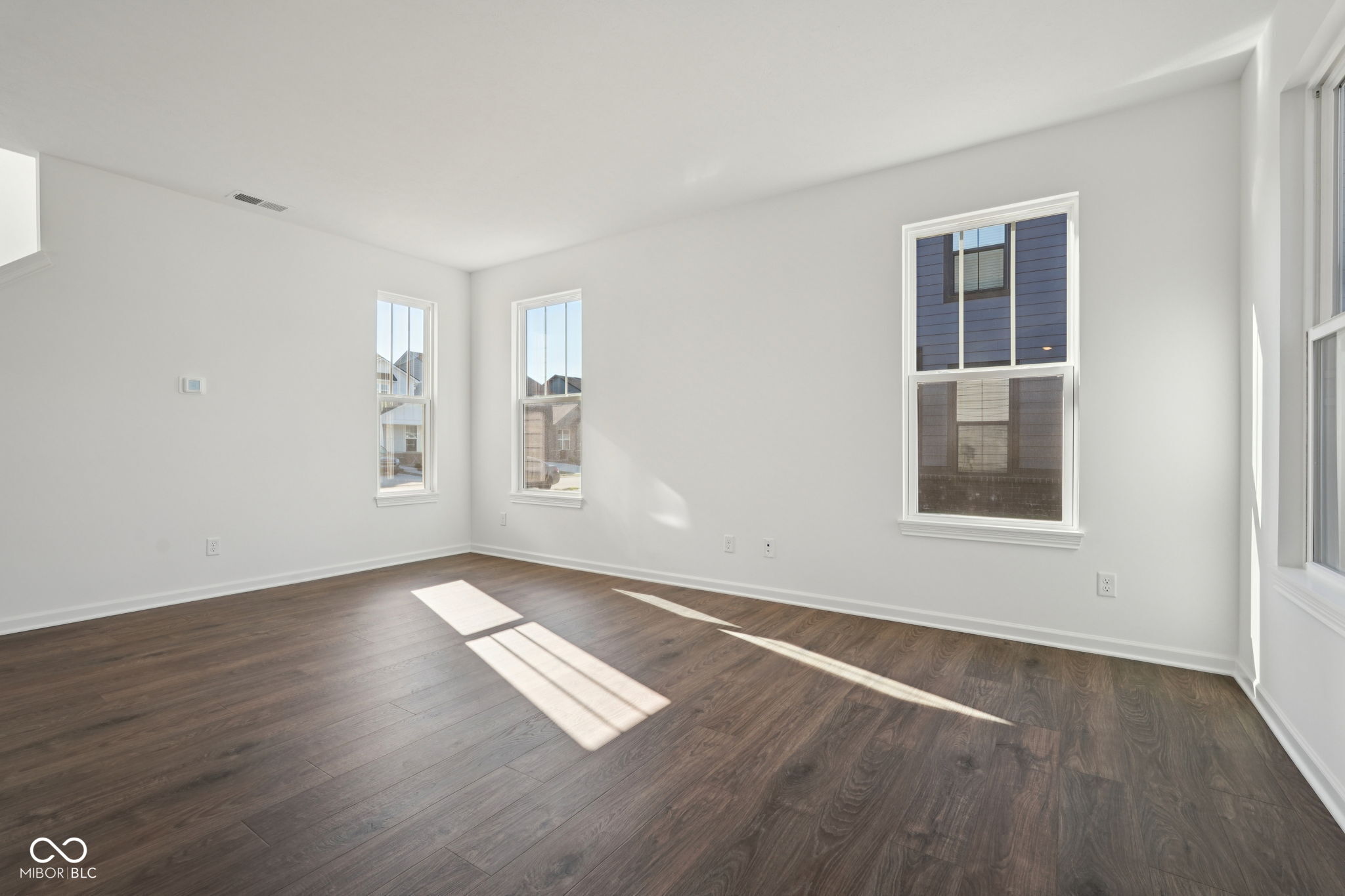 2736 Evergreen Avenue