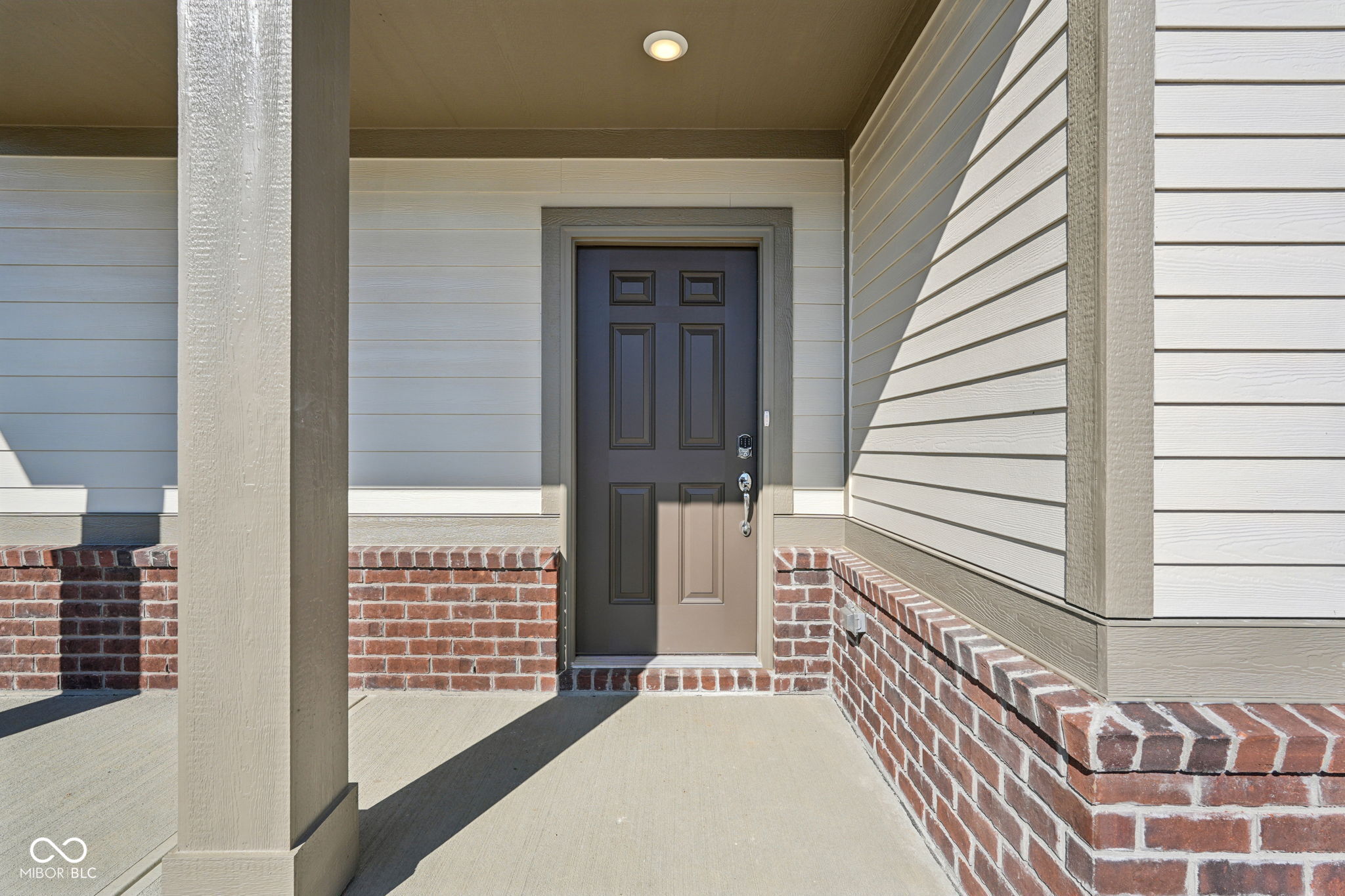 2736 Evergreen Avenue