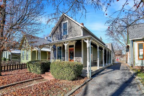 Photo of 1114 E Saint Clair Street, Indianapolis, IN 46202 (MLS # 22076255)