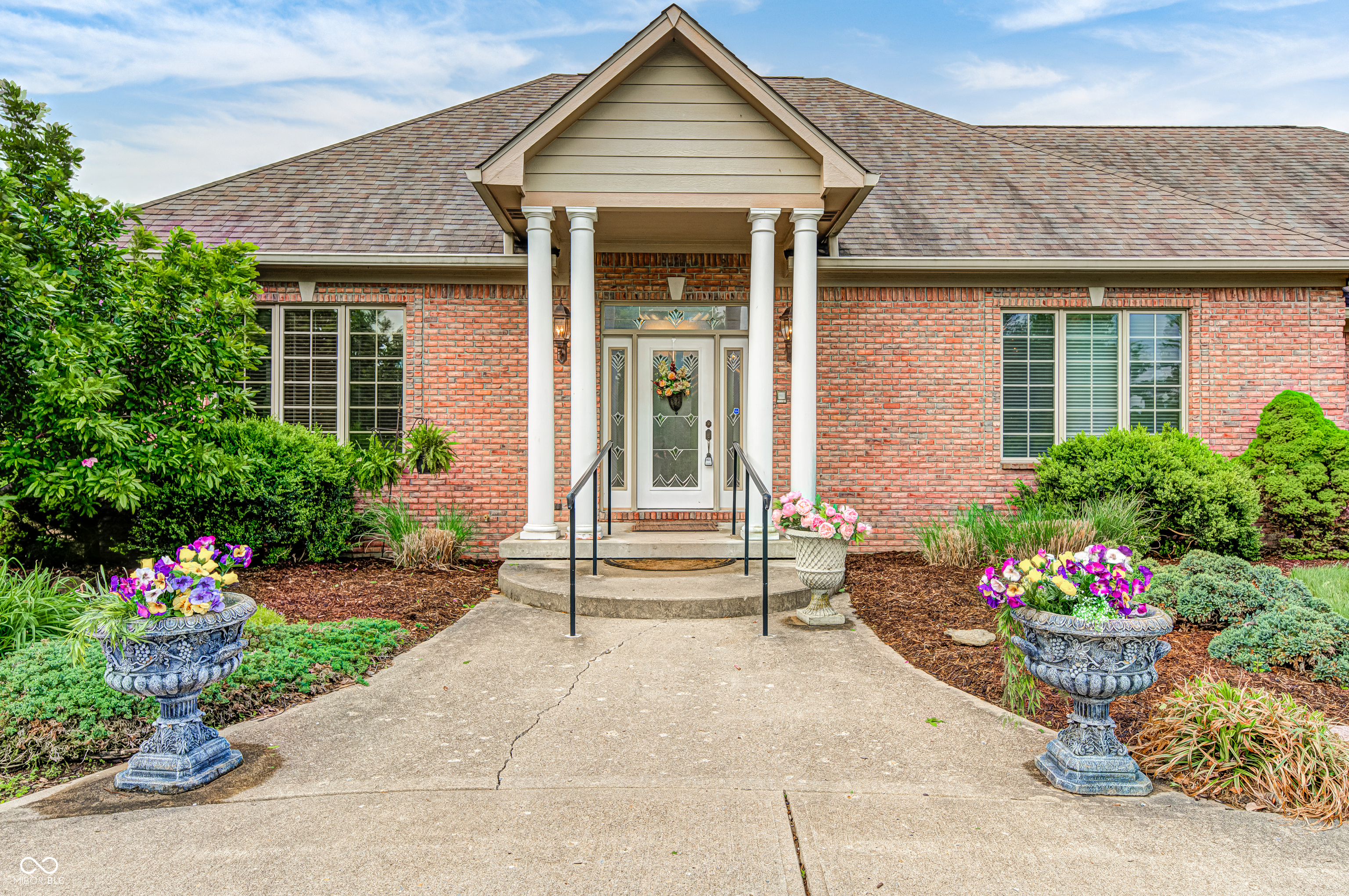 1325 E Jessup Way