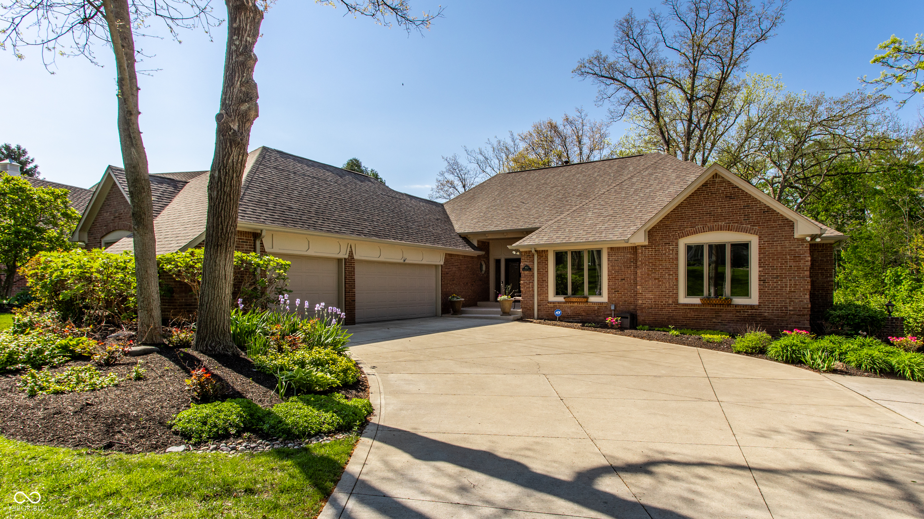 8613 Seaward Lane