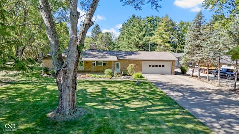 Photo of 11994 Greenfield Road, Zionsville, IN 46077 (MLS # 22065624)
