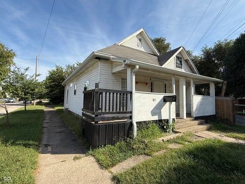 Photo of 921 Marion Avenue, Indianapolis, IN 46221 (MLS # 22125293)