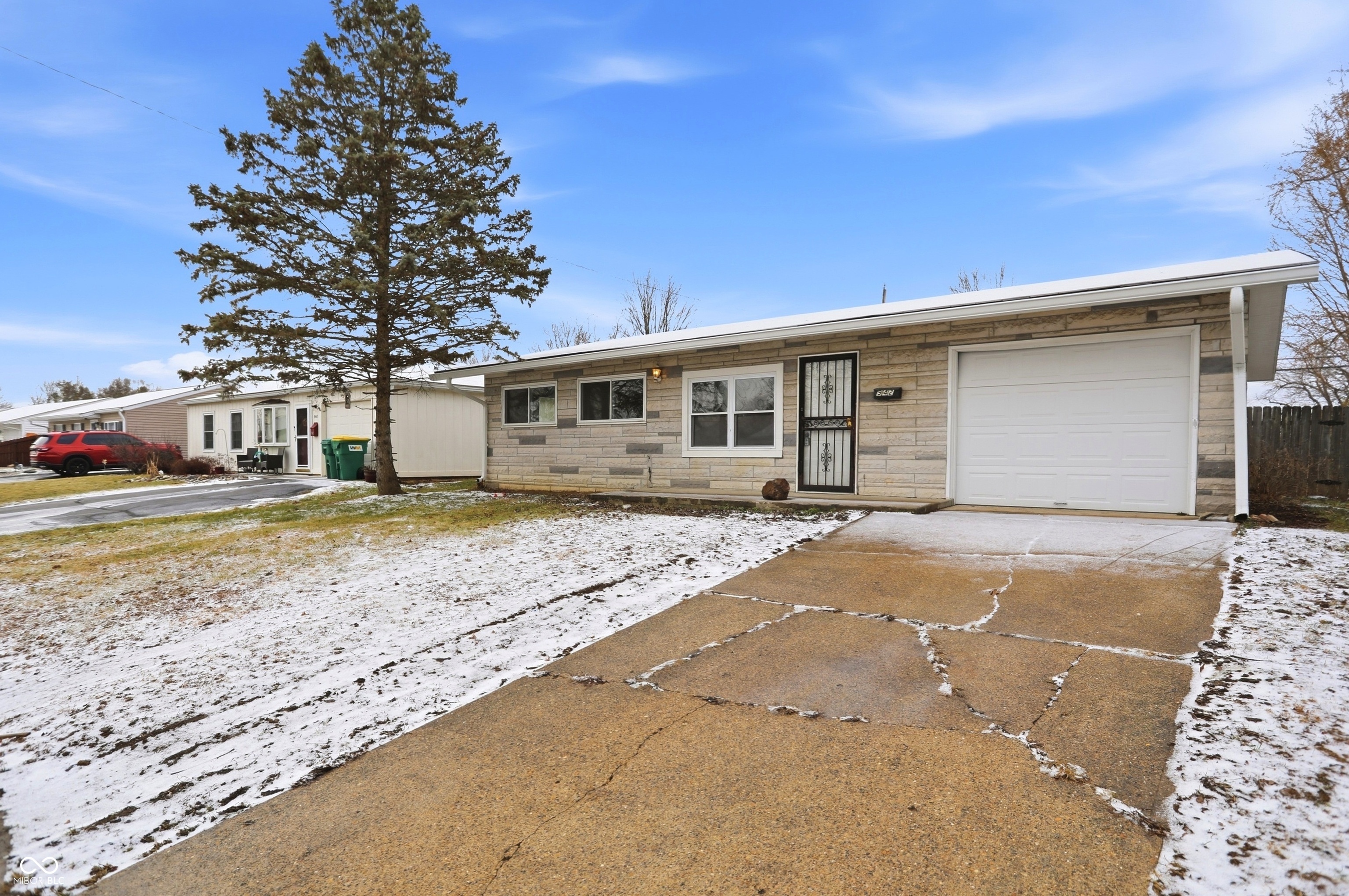 942 Highlander Drive