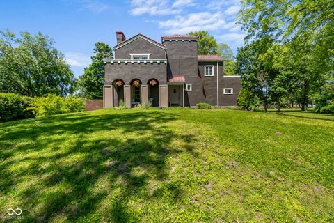 Photo of 730 W 6th Street, Seymour, IN 47274 (MLS # 22102645)