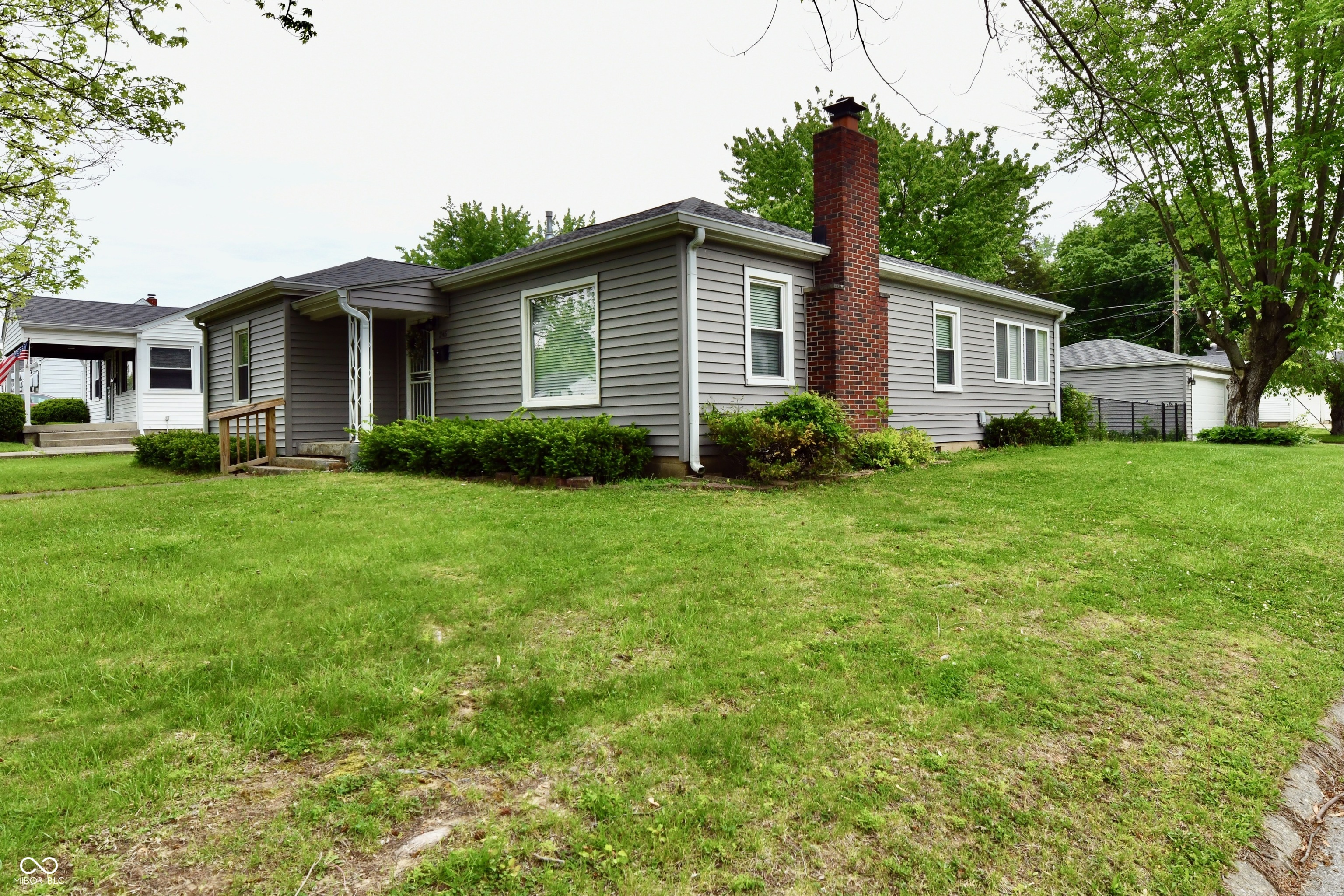 245 S 11th Avenue