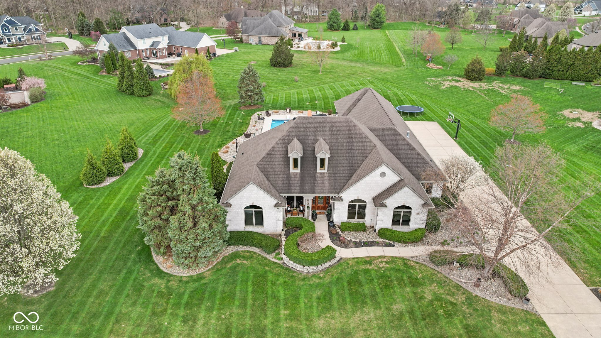 1583 E Osprey Drive