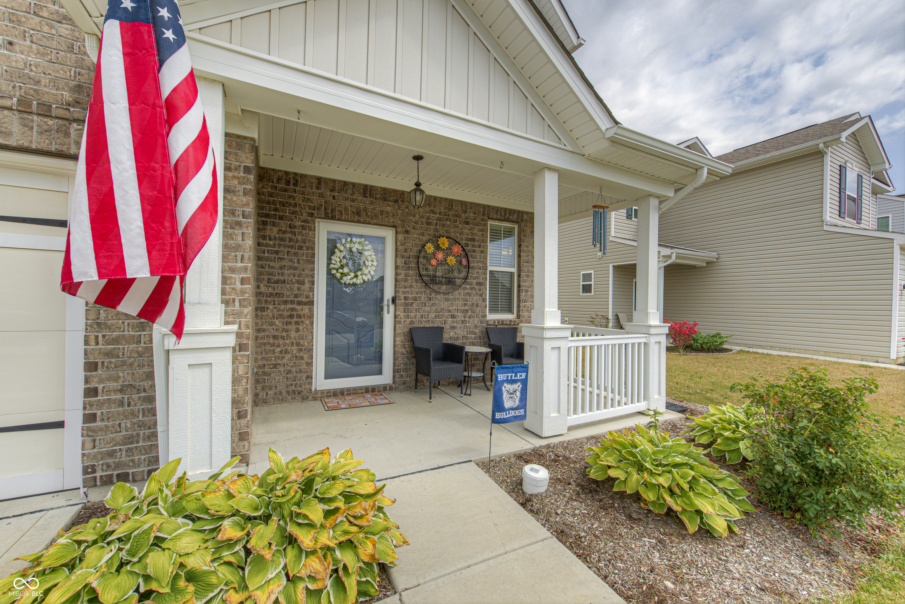 5752 Bluff View Lane