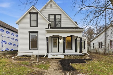 Photo of 800 S Macedonia Avenue, Muncie, IN 47302 (MLS # 22075391)