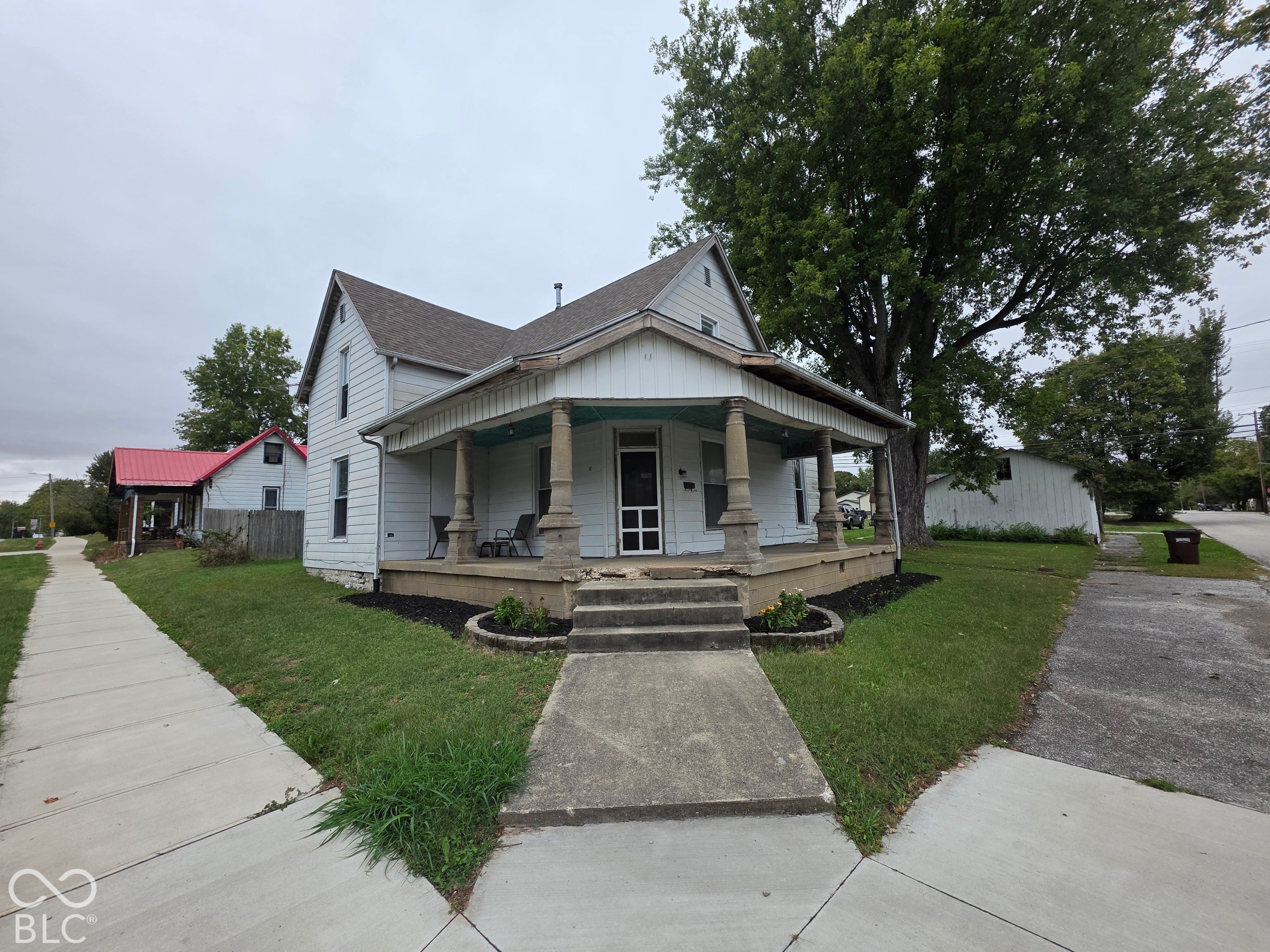 102 W Main Street