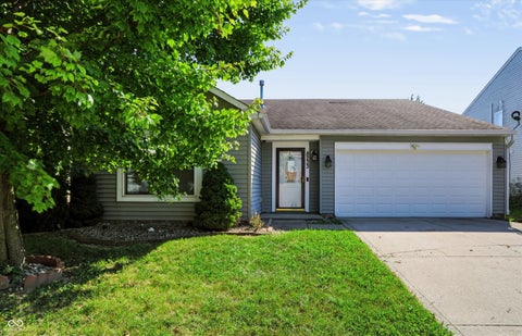Photo of 8233 Crackling Lane, Indianapolis, IN 46259 (MLS # 22122920)