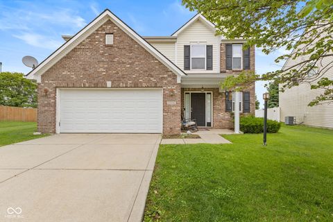 Photo of 15556 Old Pond Circle, Noblesville, IN 46060 (MLS # 22098700)