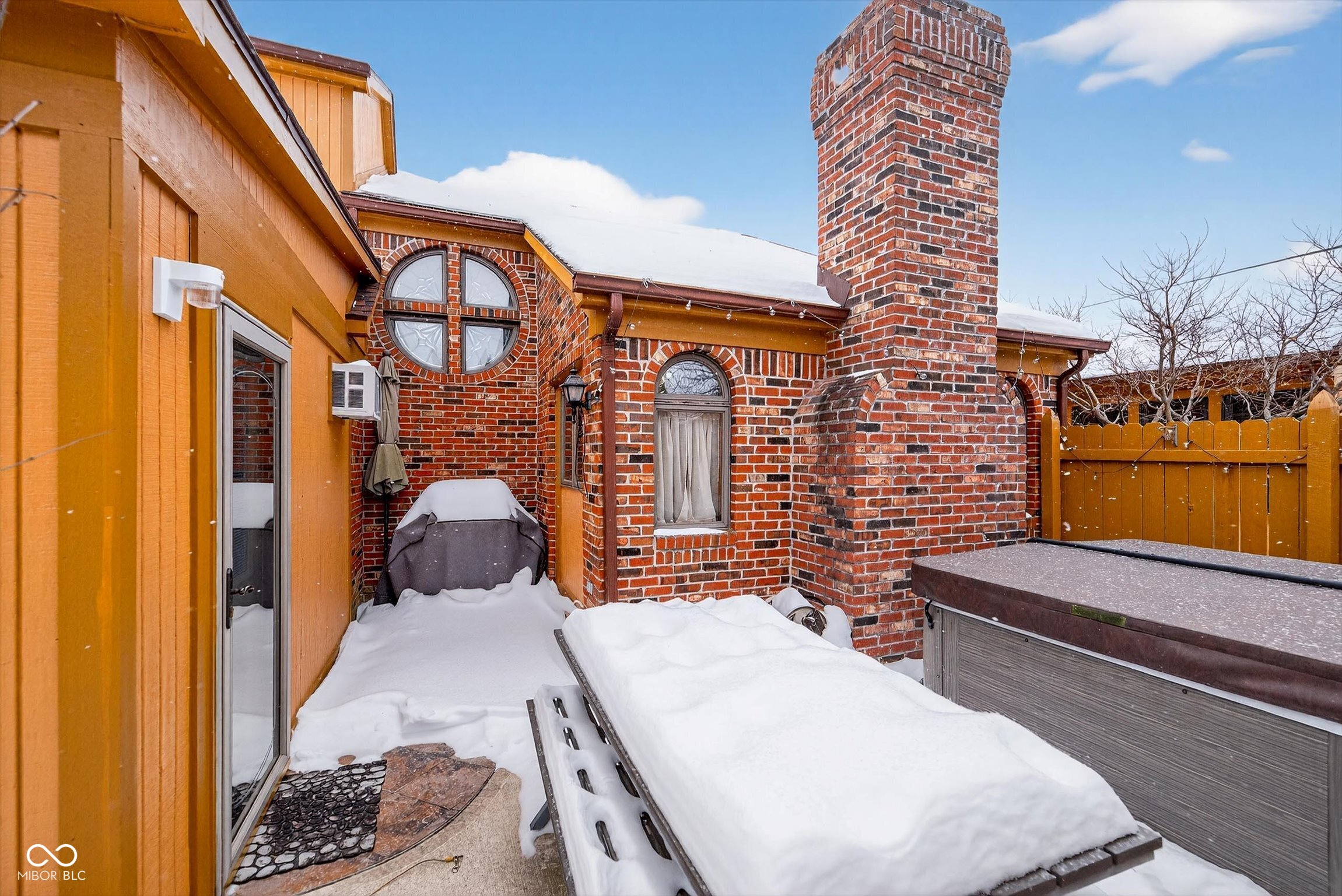 1918 E Summer Place E