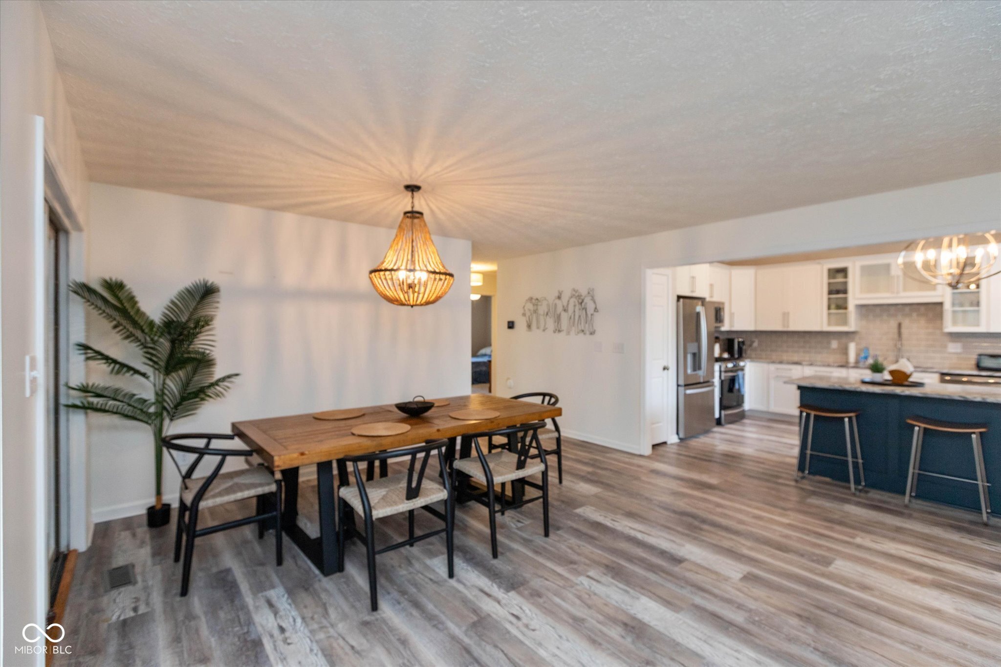 6858 Steinmeier Lane