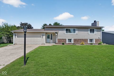 Photo of 8614 Stonewall Drive, Indianapolis, IN 46231 (MLS # 22096245)