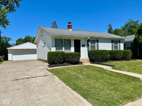 Photo of 3514 Lombardy Place, Indianapolis, IN 46226 (MLS # 22110129)