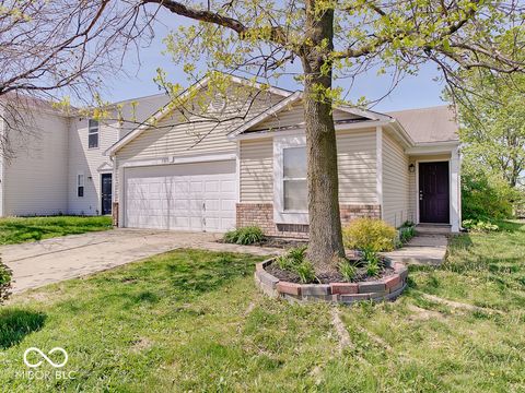 2372 Summerwood Lane Greenwood IN 46143