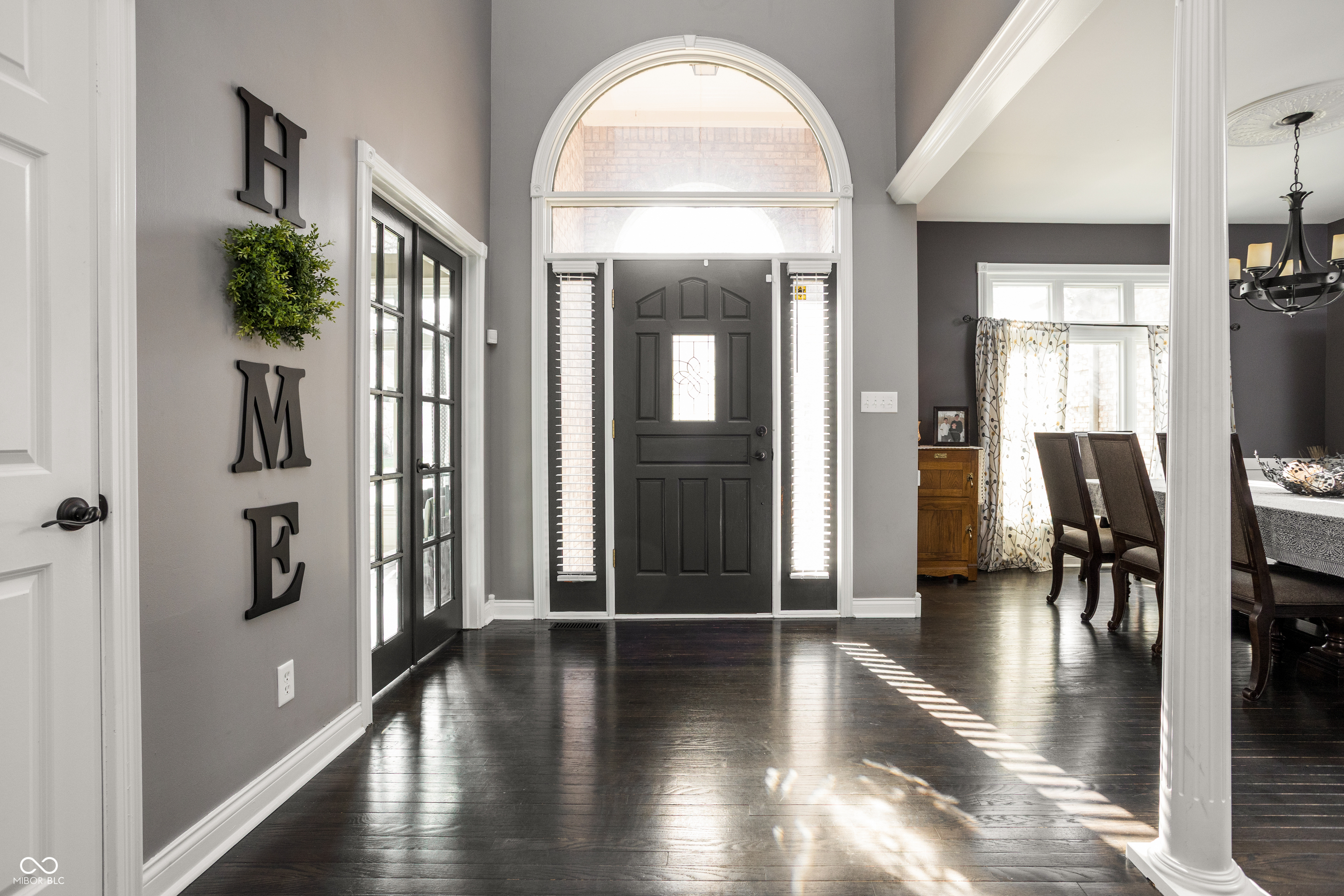 9904 Oak Ridge Drive