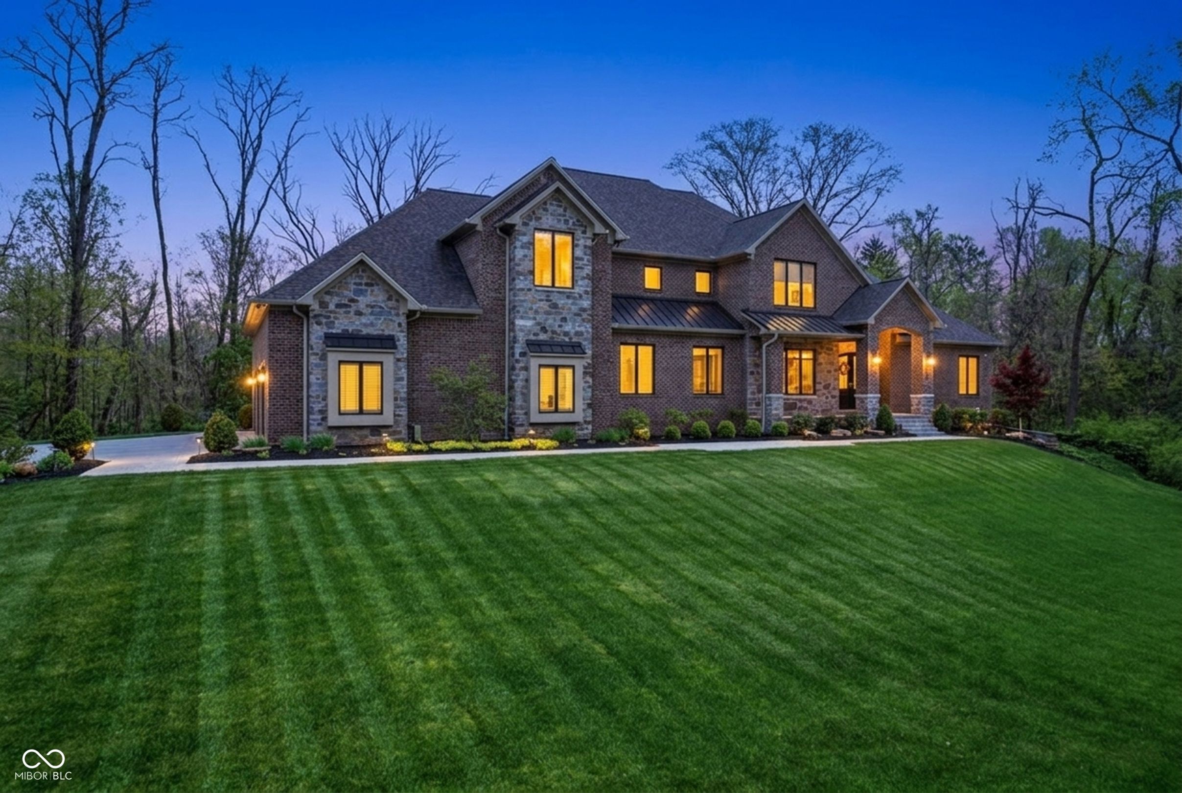 541 Macintosh Lane
