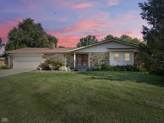 4412 W RANDY RD, EDINBURGH, IN 46124 - Image d8d4b8f27eba7af854c90af71f9b328b/516897634