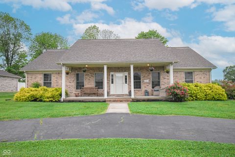 60 Bittersweet Court Seymour IN 47274