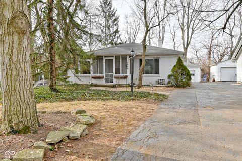 Photo of 5866 Hillside Avenue, Indianapolis, IN 46220 (MLS # 22081901)