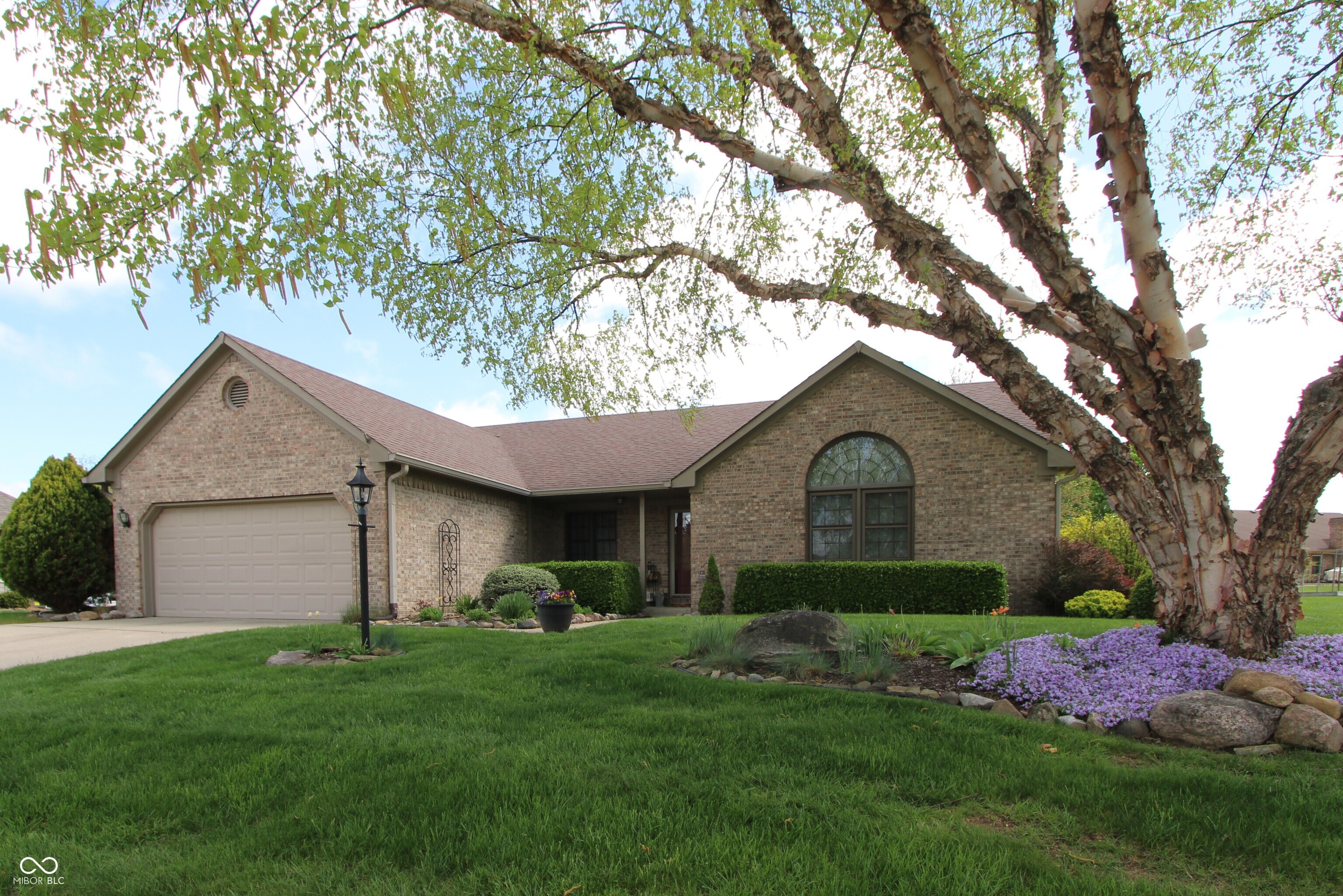 421 Kingsway Court