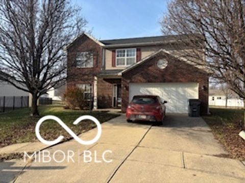 Photo of 1852 Brook Crossing Court, Indianapolis, IN 46229 (MLS # 22077339)