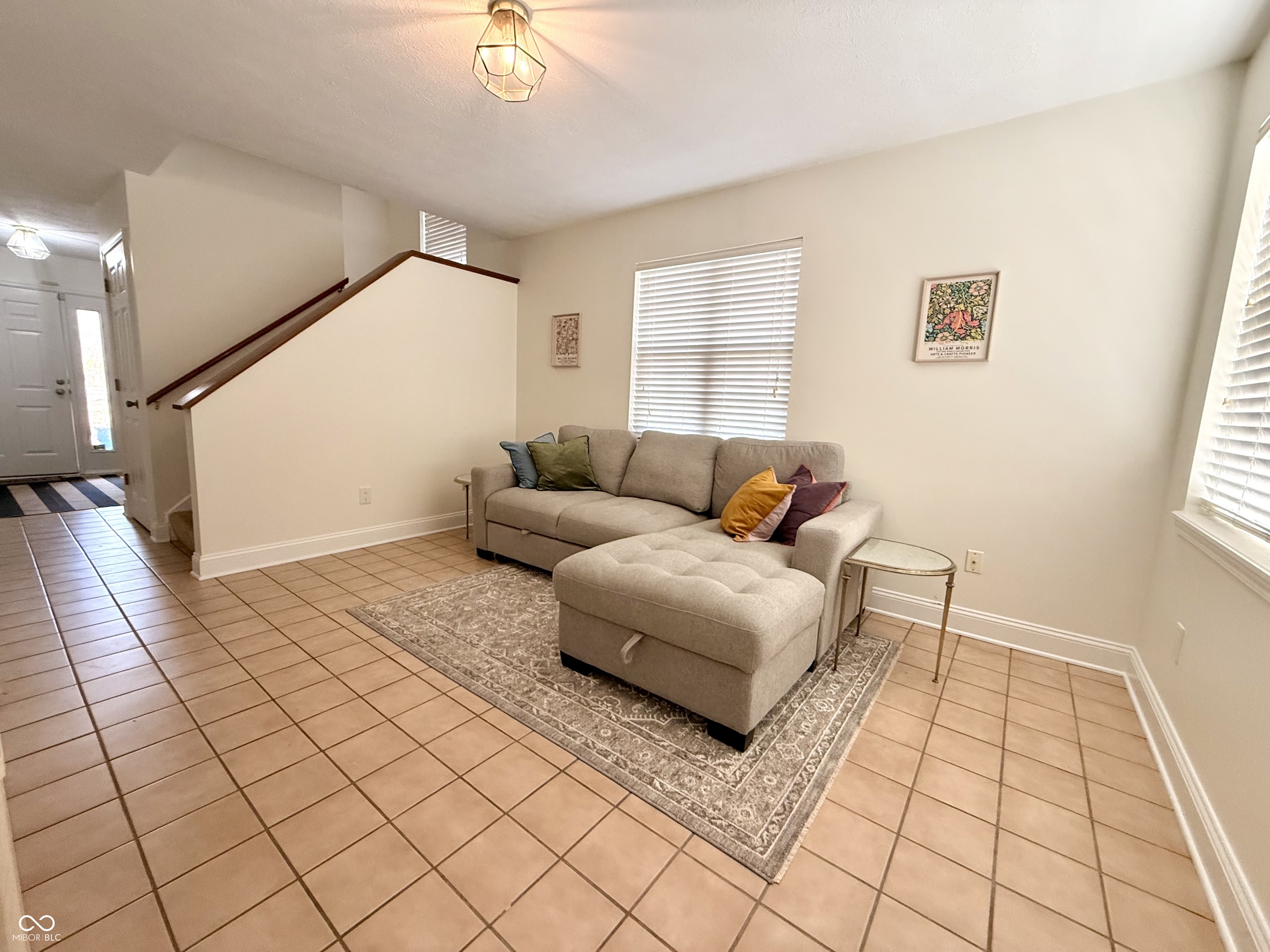 6873 Shore Island Drive