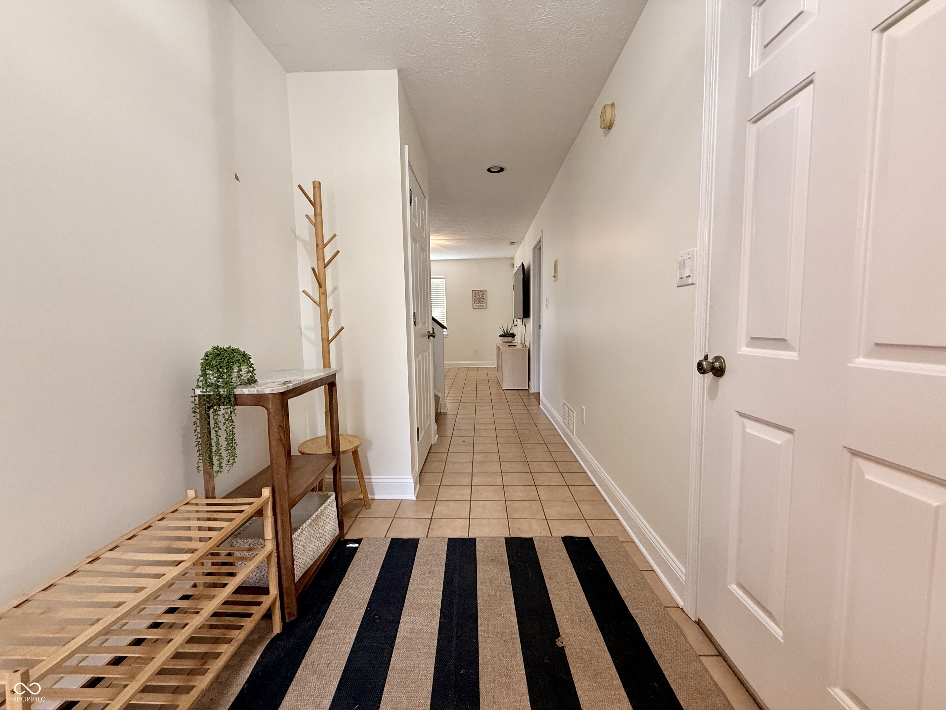 6873 Shore Island Drive