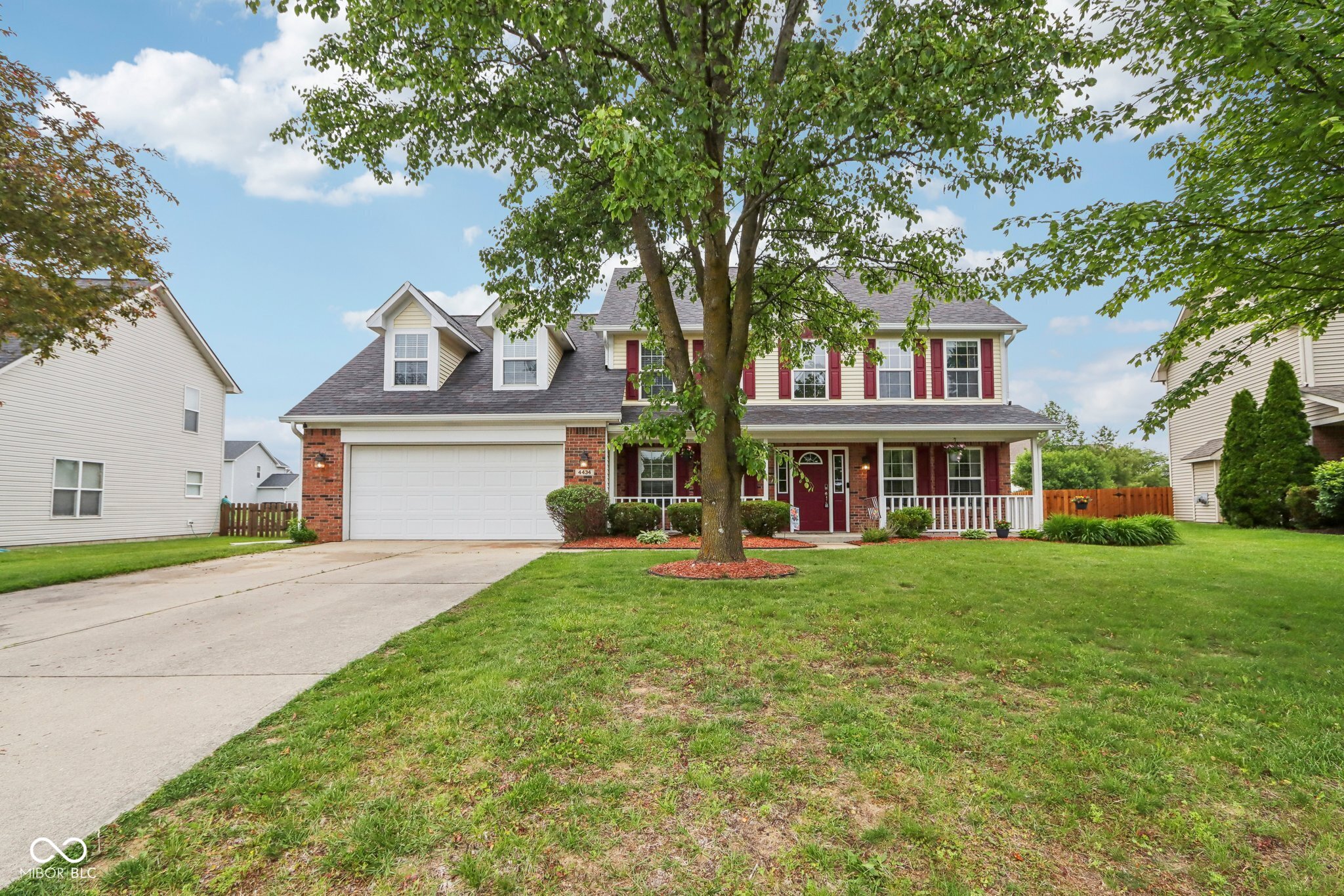 4434 W Windsong Court